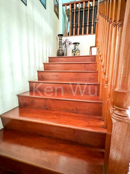 6 Bed Corner Terrace (Landed) for Sale in  Jalan Senang - Image 2